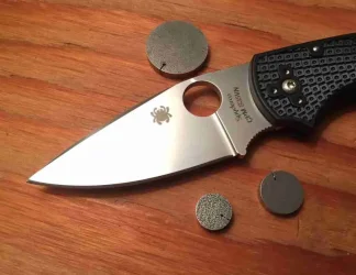 Spyderco-Hole-2.webp